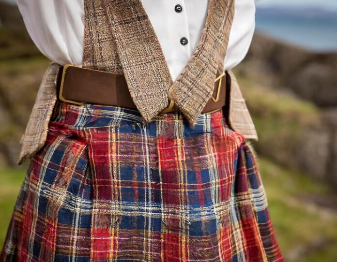 Lockhart Tartan is Essential for Authentic Traditional Scottish Wear