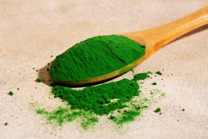 The Ultimate Guide to Spirulina Powder